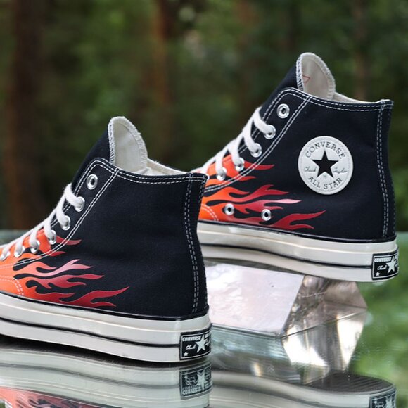 Converse Chuck Taylor 70 Hi Flames - Picture 12 of 13